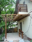 Pergola si terasa exterioara