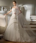 Inchiriez rochie de mireasa Pronovias, model Raika