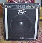 BASS AMP.  PEAVEY TNT 130  B.W. (made in USA )